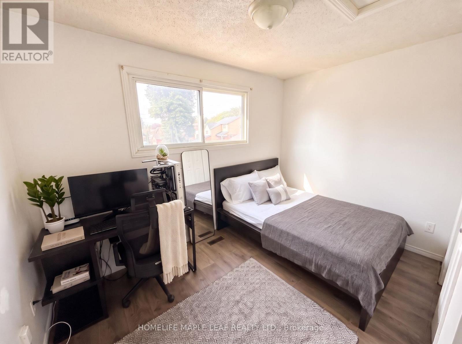12 Giles Court, Whitby, ON photo 27