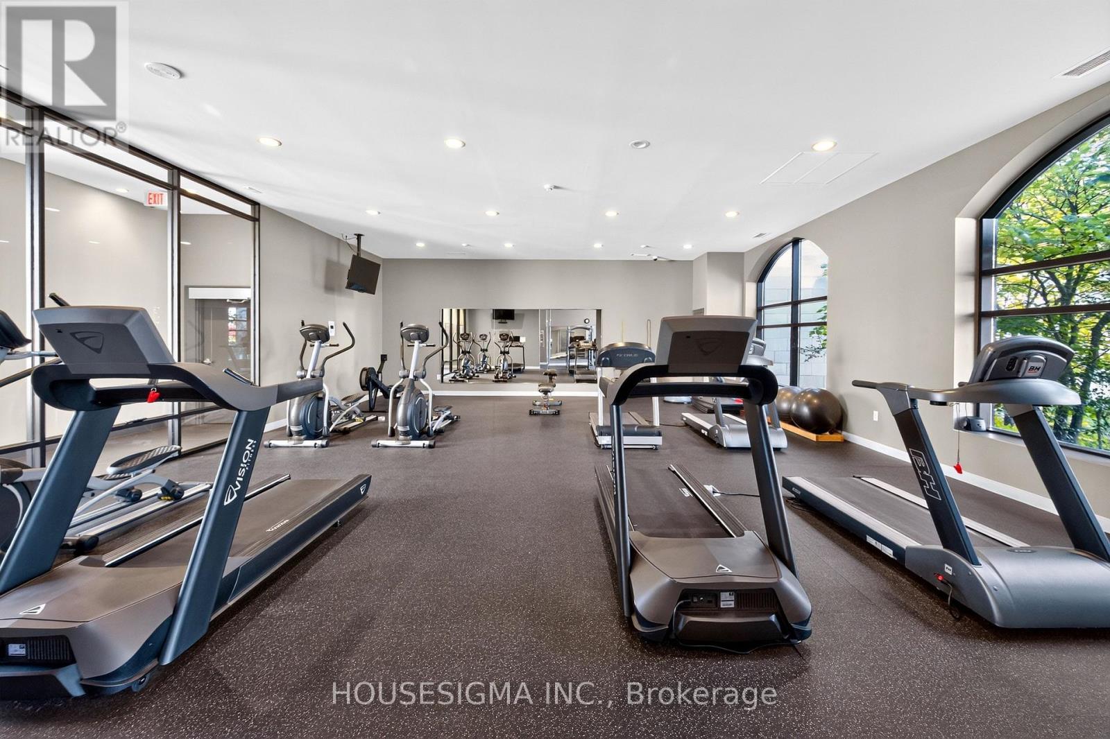 #903 240 VILLAGEWALK BOULEVARD - Image 34