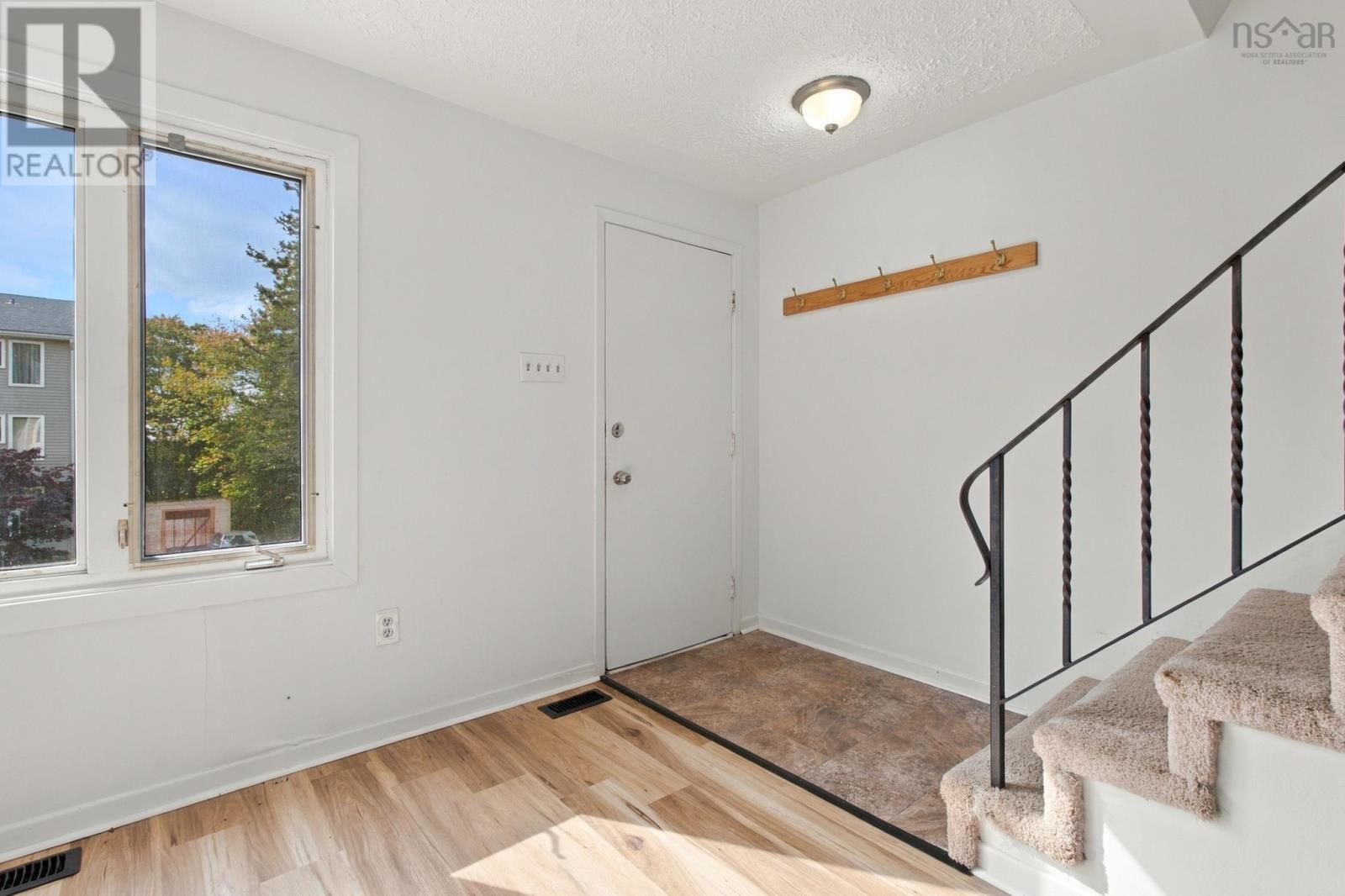36 Regal Road - 7