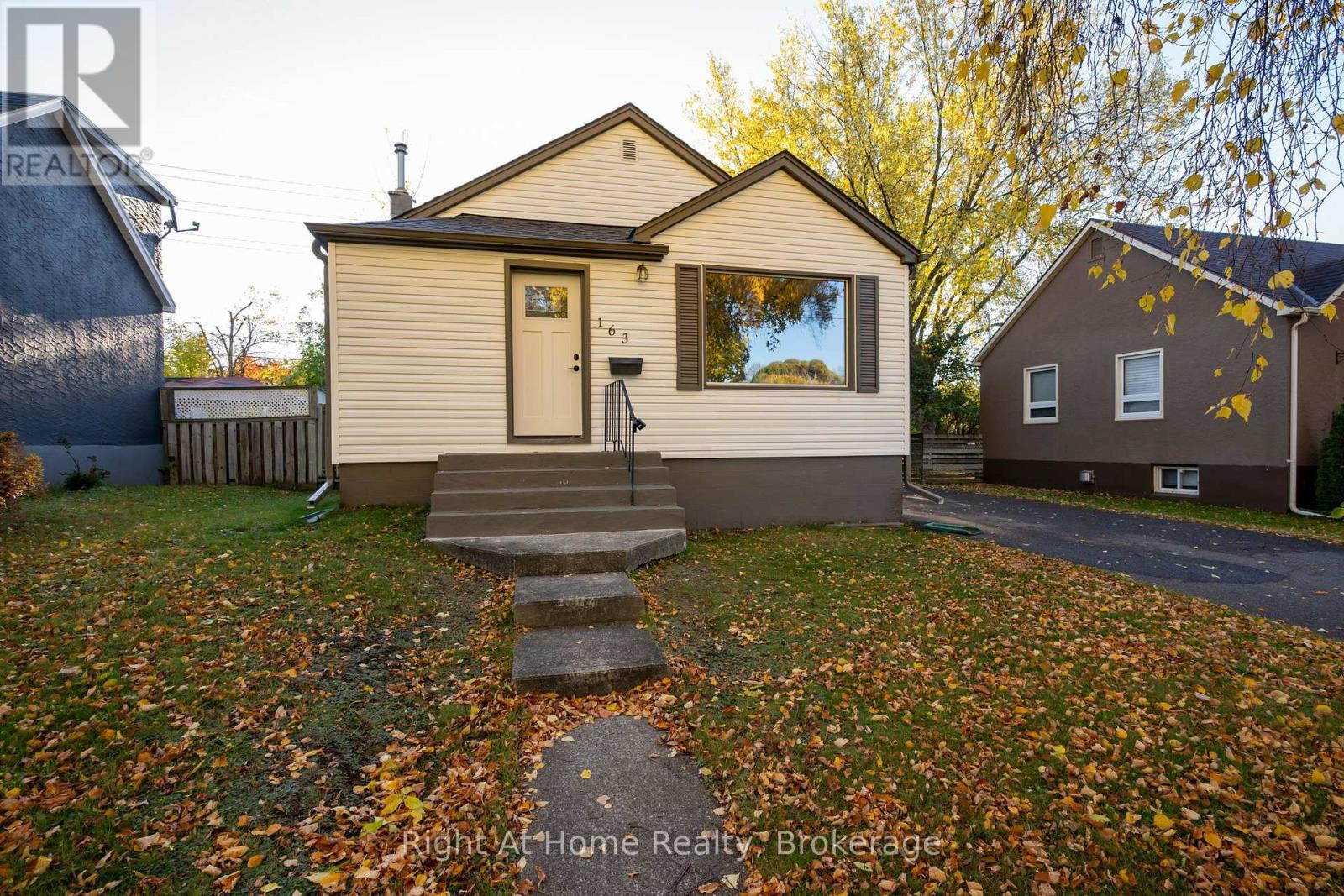 163 MCKIBBIN STREET - 1