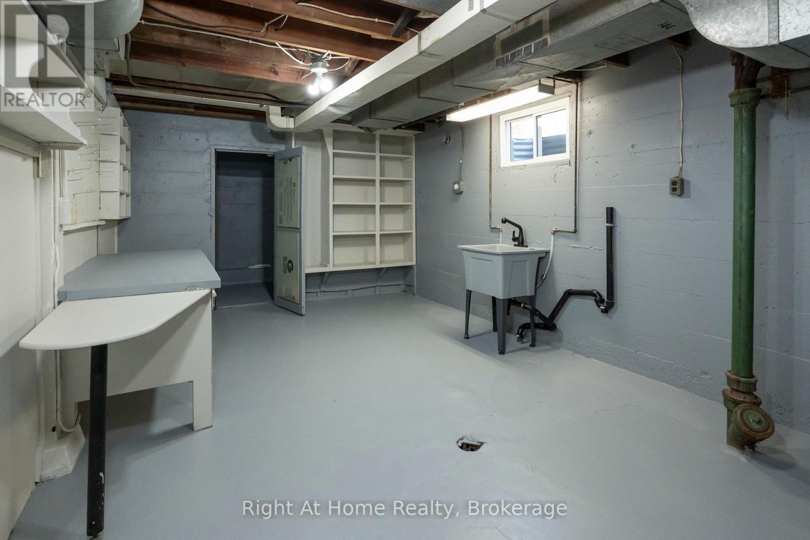163 Mckibbin Street — photo 38