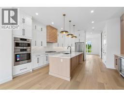 1025 32 Avenue NW - photo 12