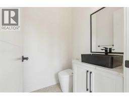 1025 32 Avenue NW - photo 20