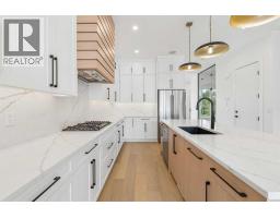 1025 32 Avenue NW - photo 14
