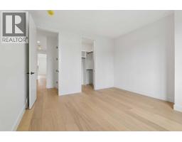 1025 32 Avenue NW - photo 35