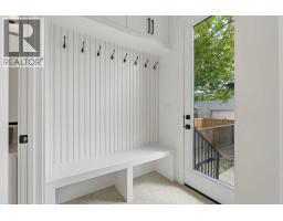 1025 32 Avenue NW - photo 19