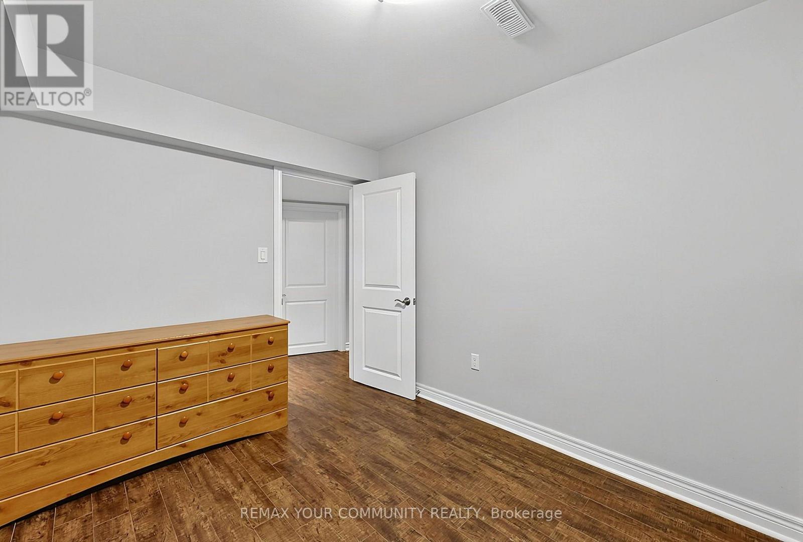 161 RICHARDSON CRESCENT - 45
