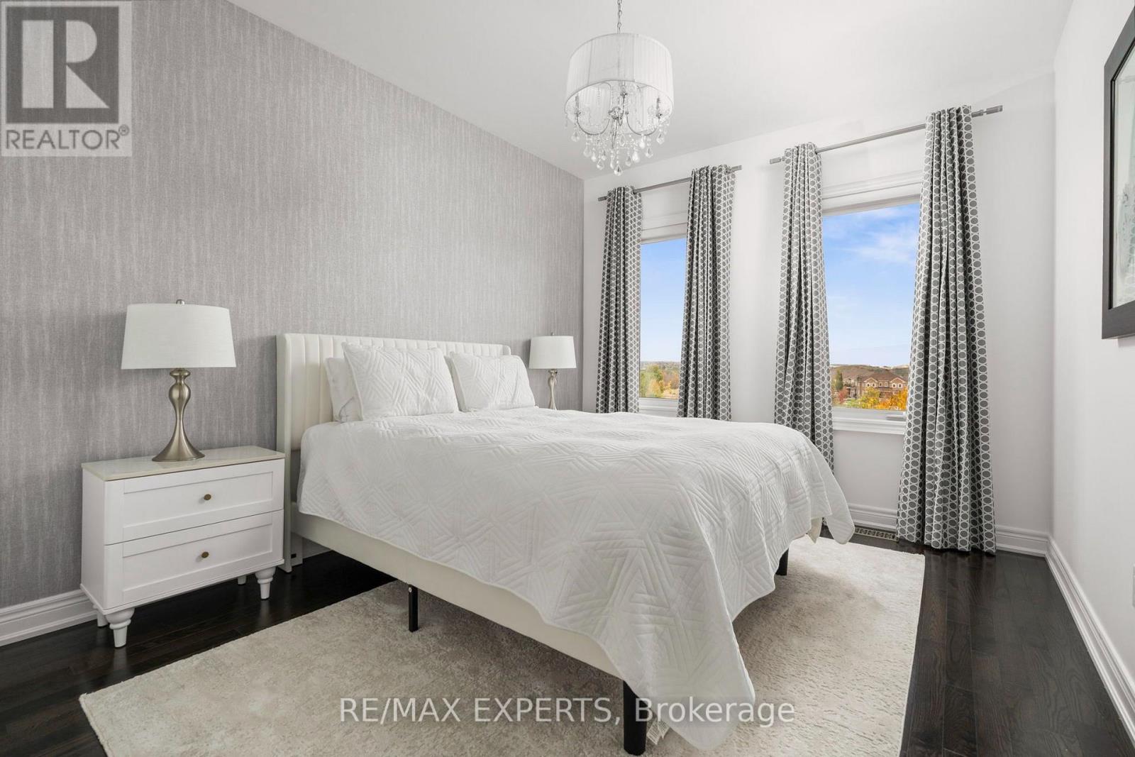 16 THOMAS NOBLE COURT - Image 39