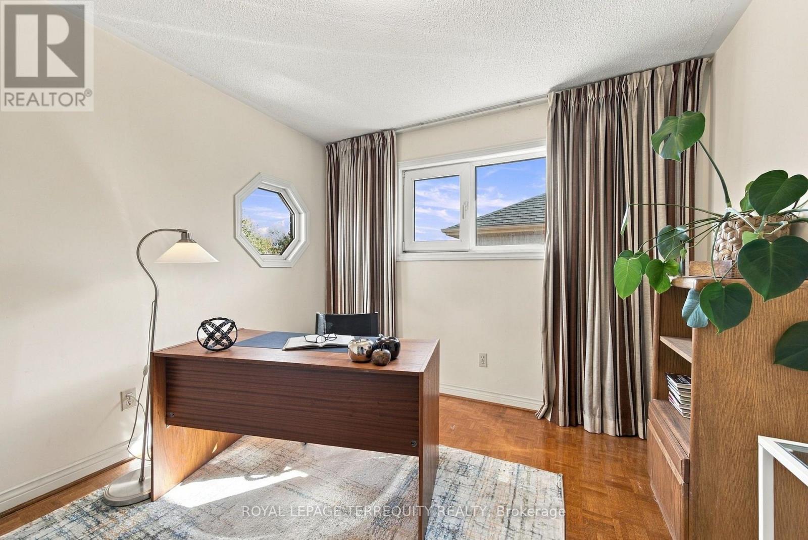 8 Mallory Avenue, Markham, ON photo 27