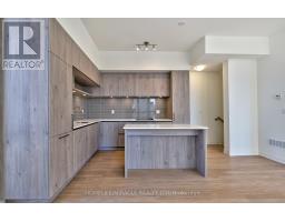 1017 - 14 David Eyer Road, Richmond Hill, ON L4S0N5 Photo 9
