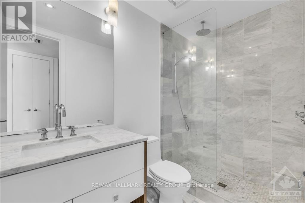 300 Lisgar Street — photo 20