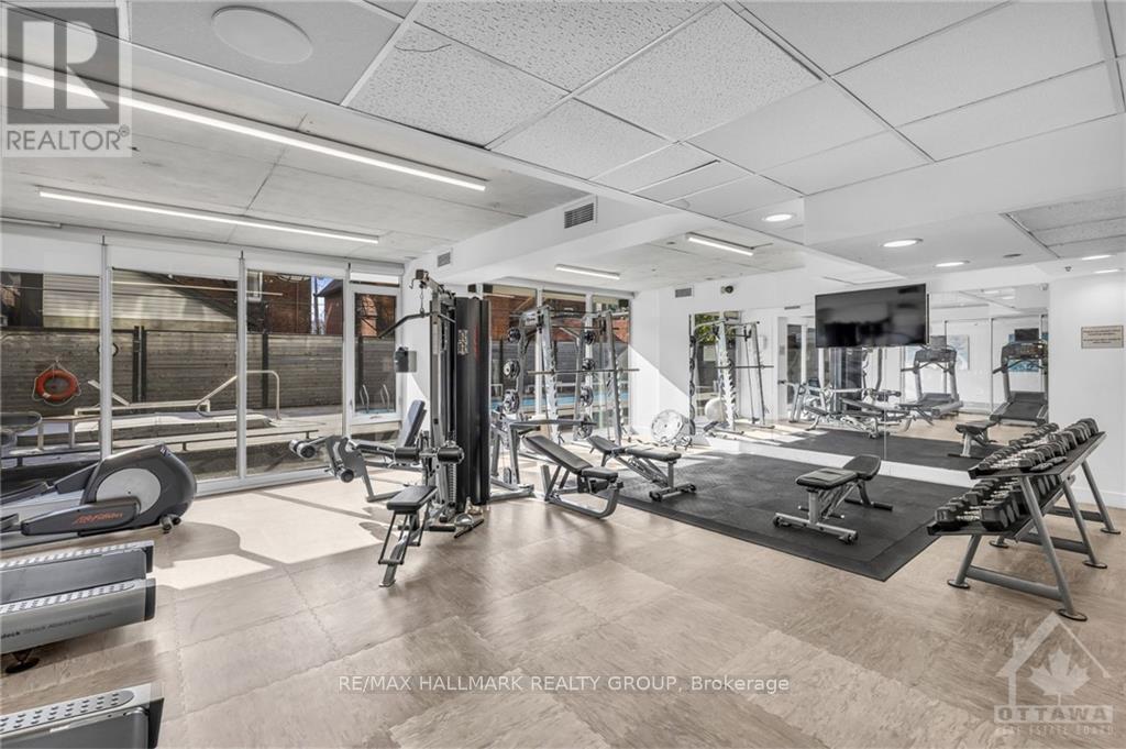 300 Lisgar Street — photo 27