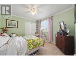 4 Doris Avenue, Ottawa, ON K1T3W8 Photo 21