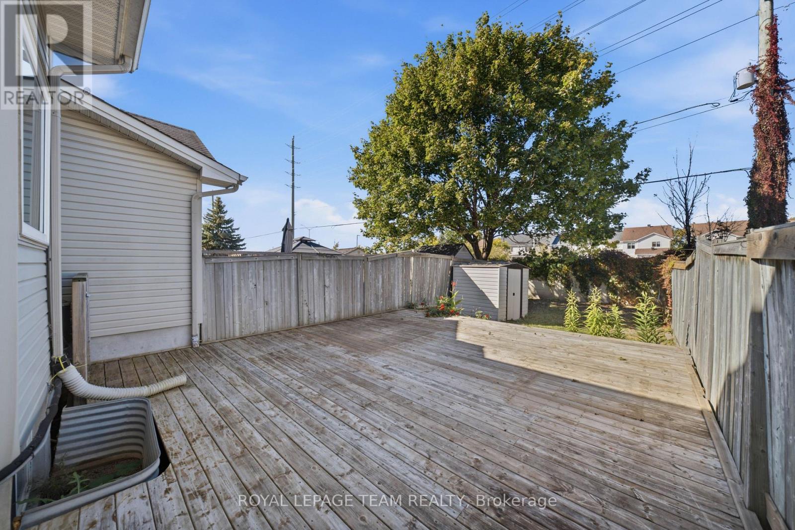 965 Markwick Crescent — photo 20