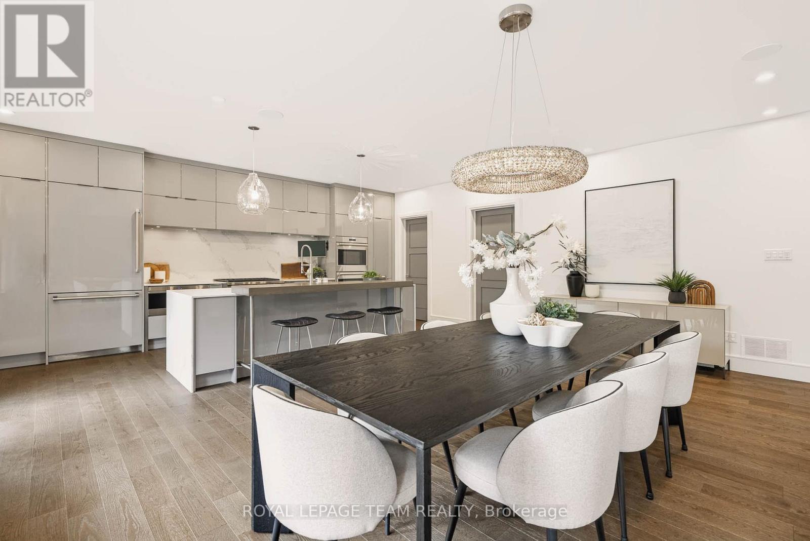521 WESTMINSTER AVENUE - Image 14