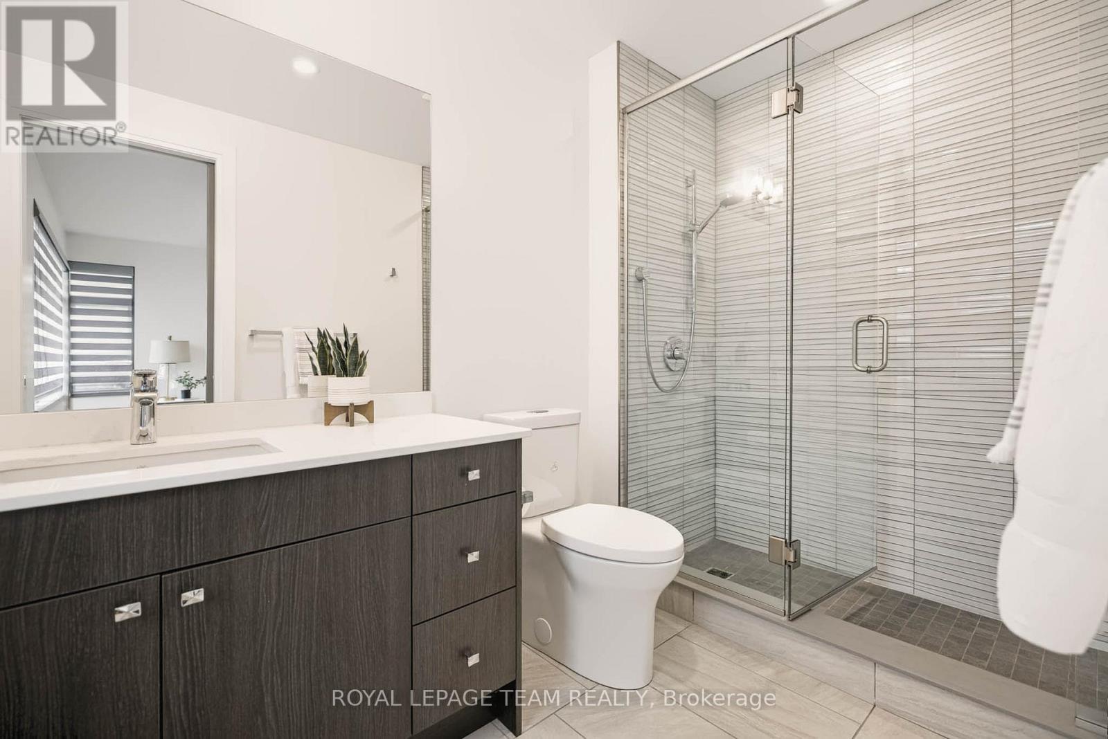 521 WESTMINSTER AVENUE - Image 37