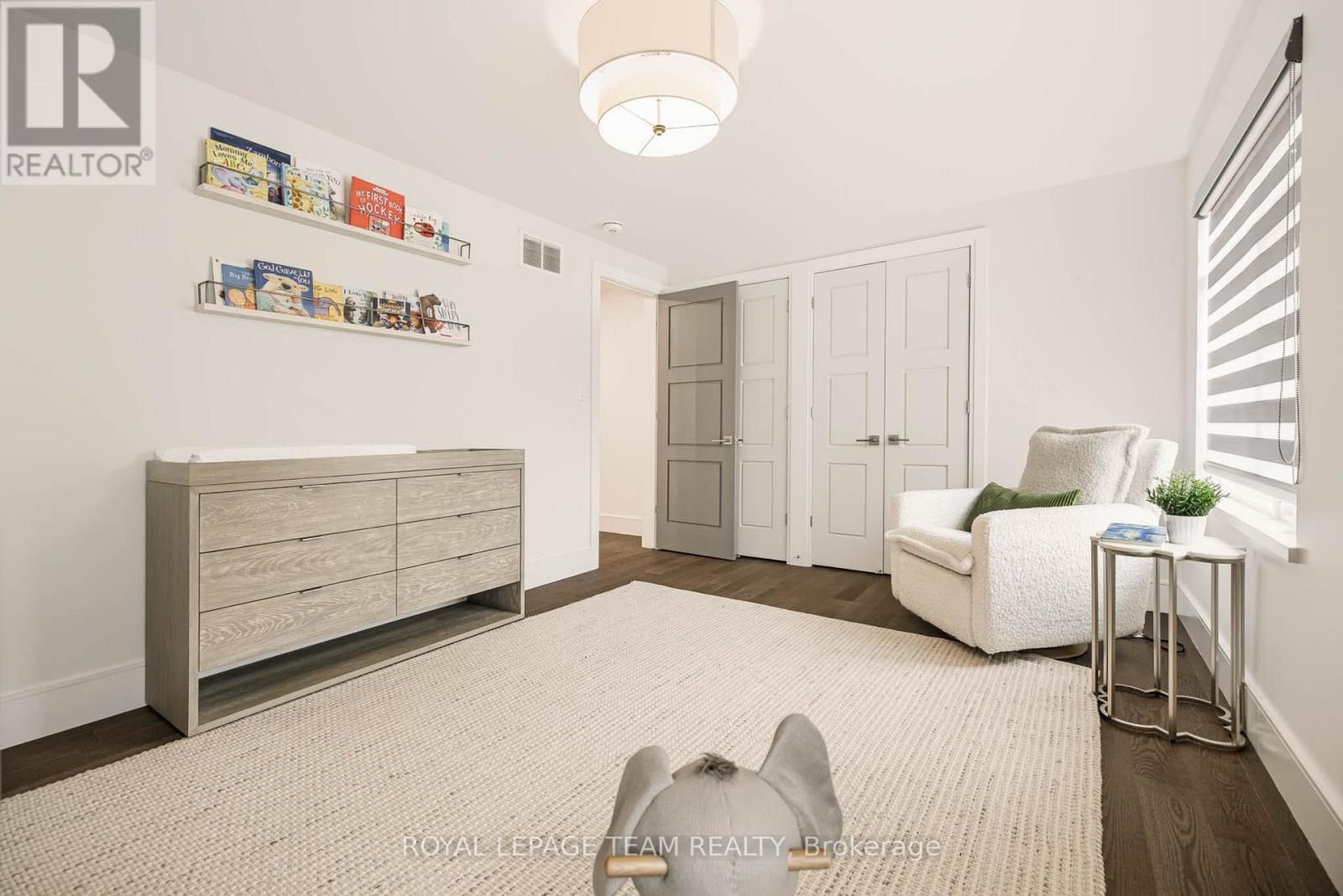 521 WESTMINSTER AVENUE - Image 41