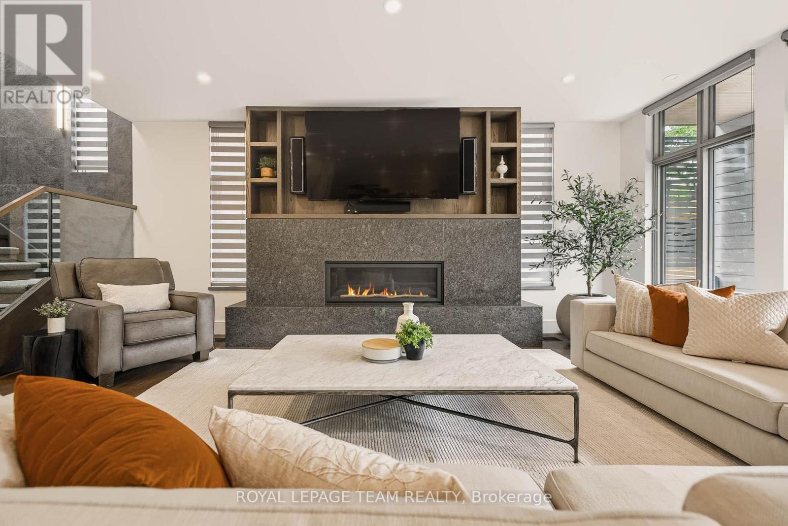 521 WESTMINSTER AVENUE - Image 9