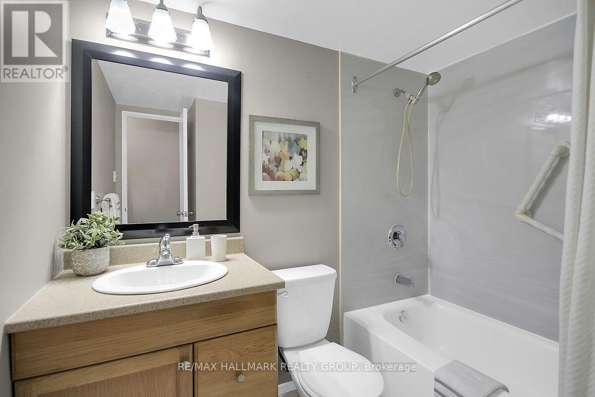 #704 555 BRITTANY DRIVE - Image 21