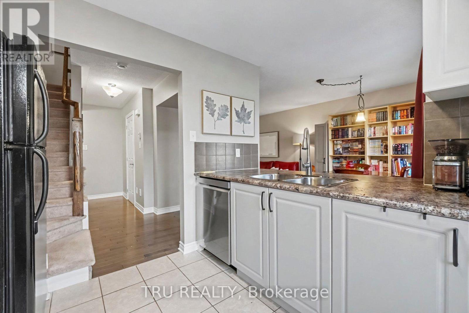 2650 BAYNES SOUND WAY - 11
