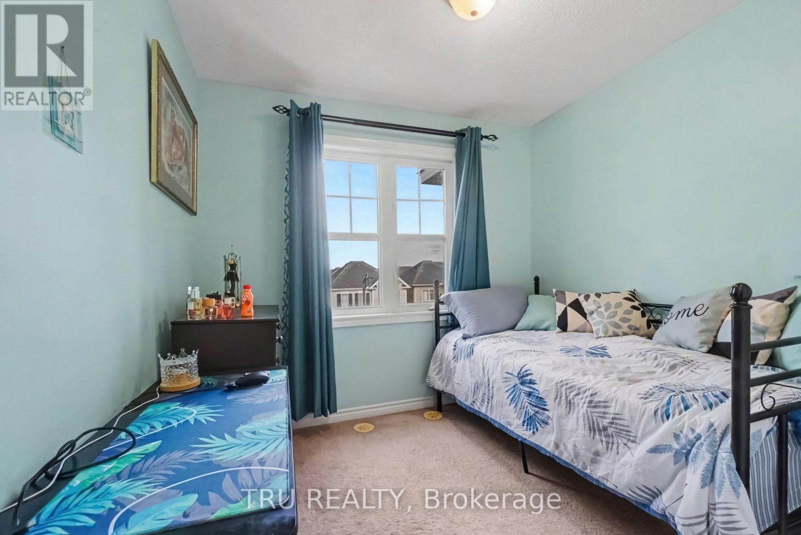 2650 BAYNES SOUND WAY - 18