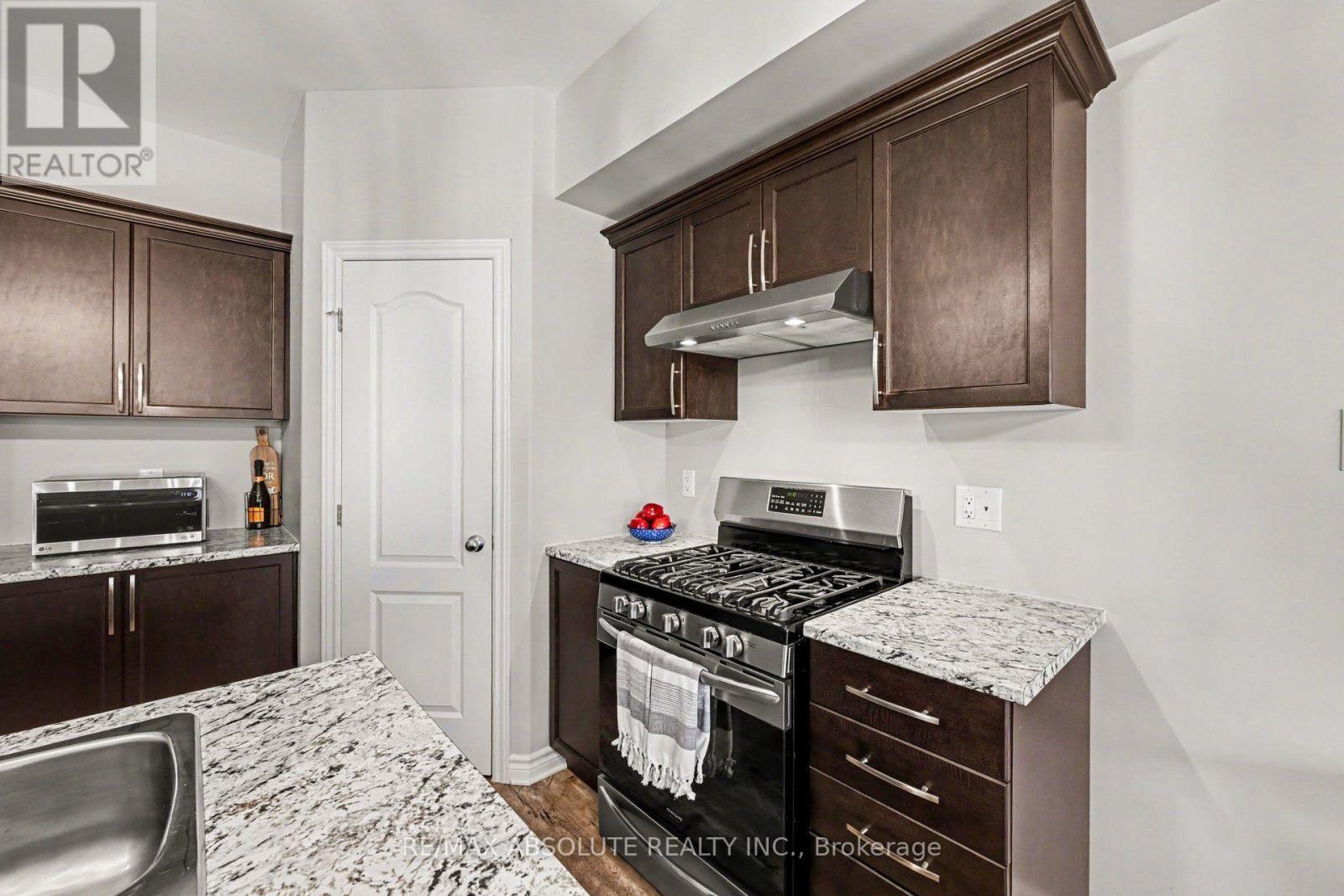 96 Bellwood Drive — photo 12
