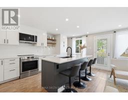 Bathroom - 6917 Bilberry Drive, Ottawa, ON K1C2C1 Photo 6