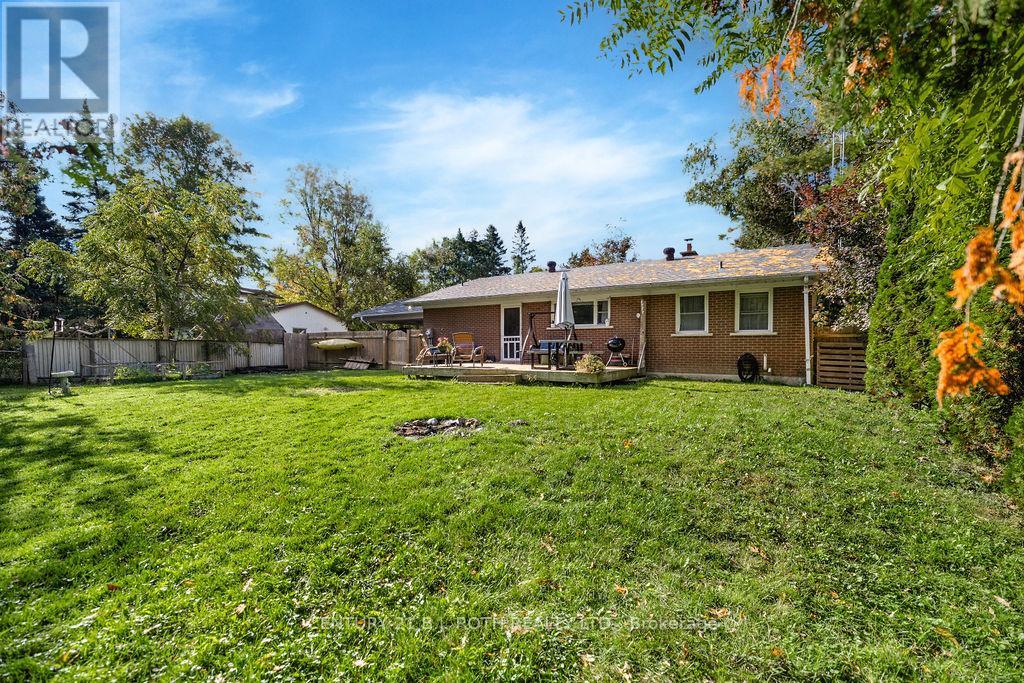 61 WARD AVENUE - 33