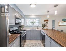 61 Ward Avenue, Oro Medonte, ON L3V0J9 Photo 8
