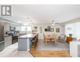 61 Ward Avenue, Oro Medonte, ON L3V0J9 Photo 9
