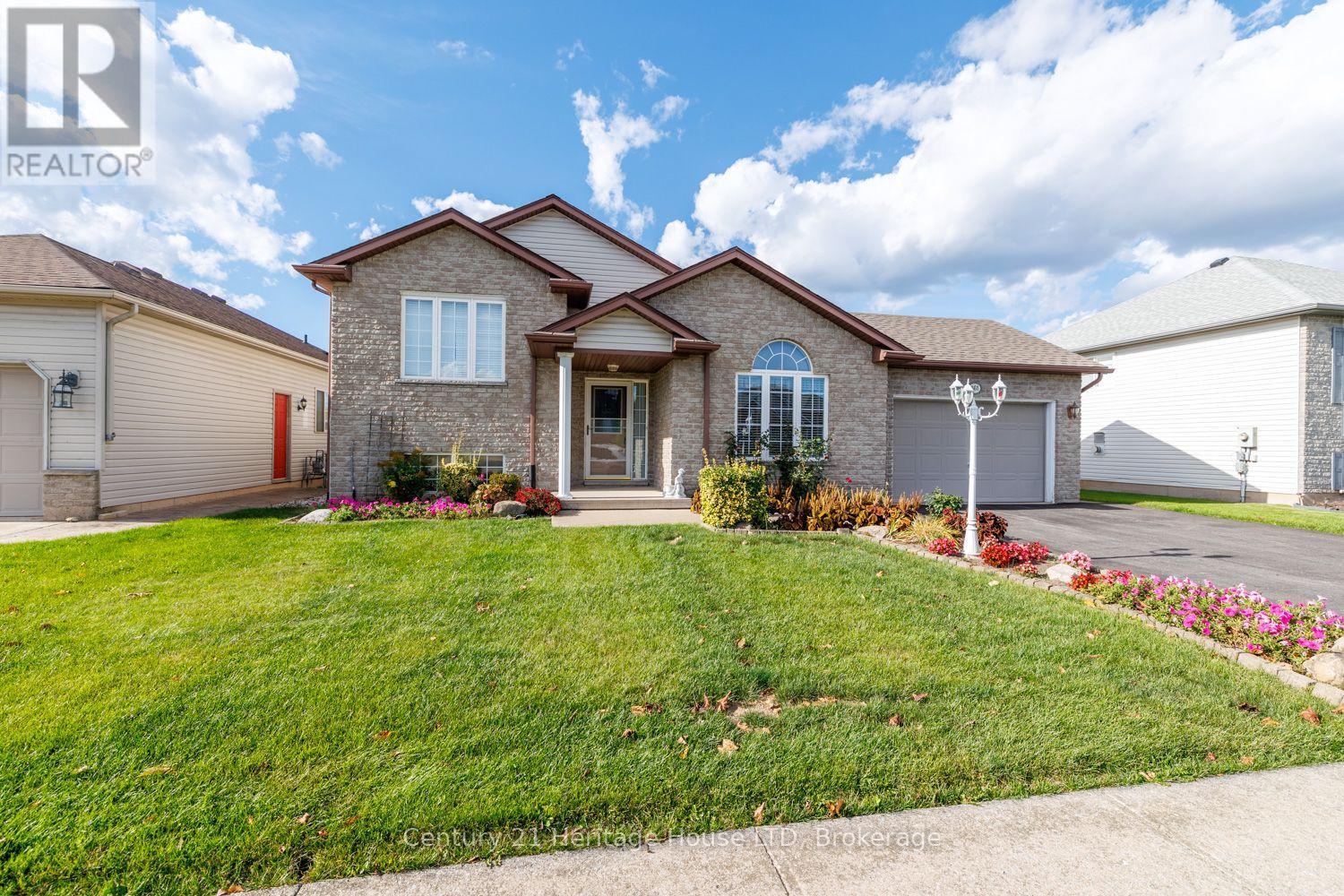 361 ANTOINETTE ROAD - 2