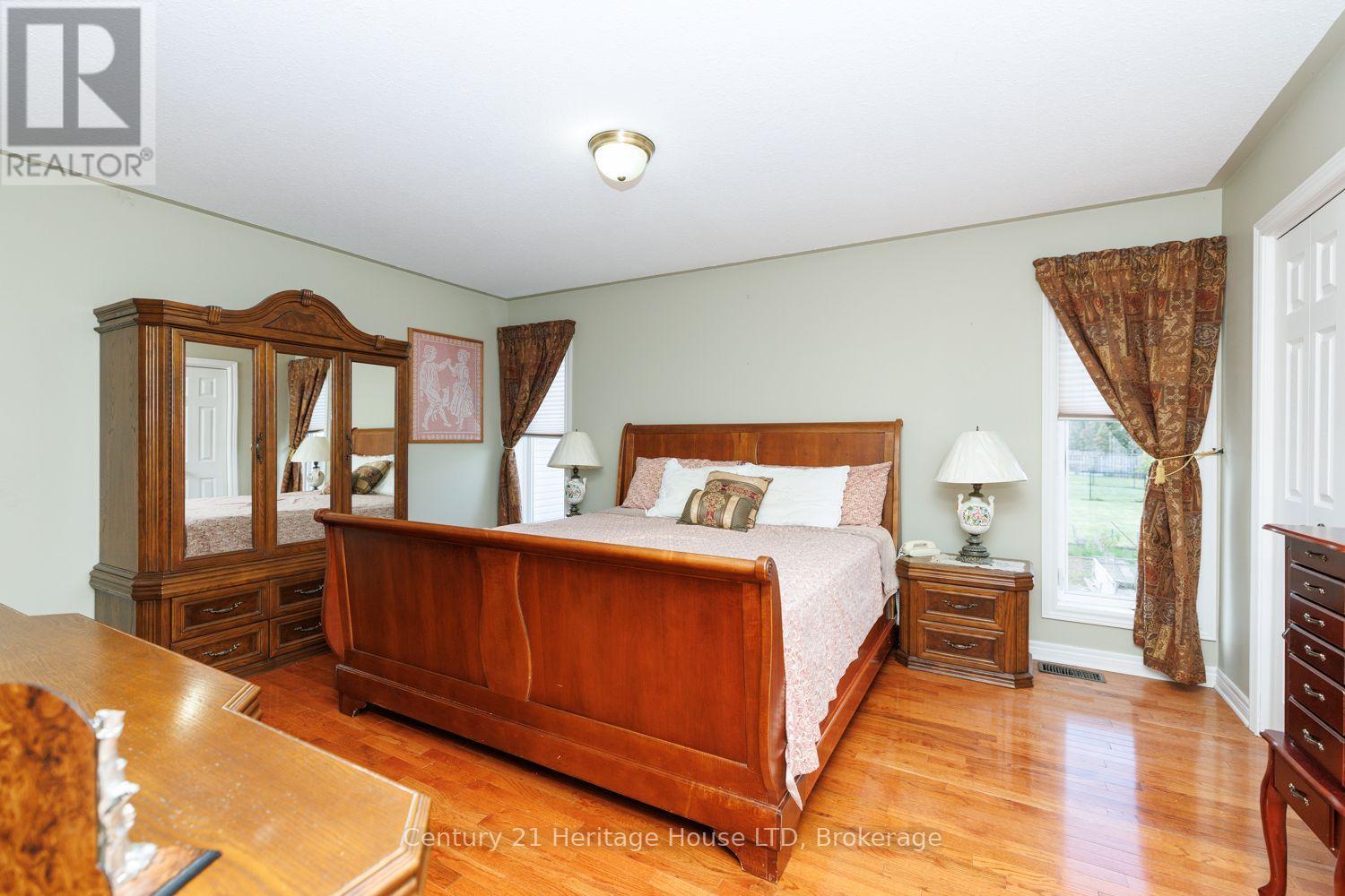 361 ANTOINETTE ROAD - 20