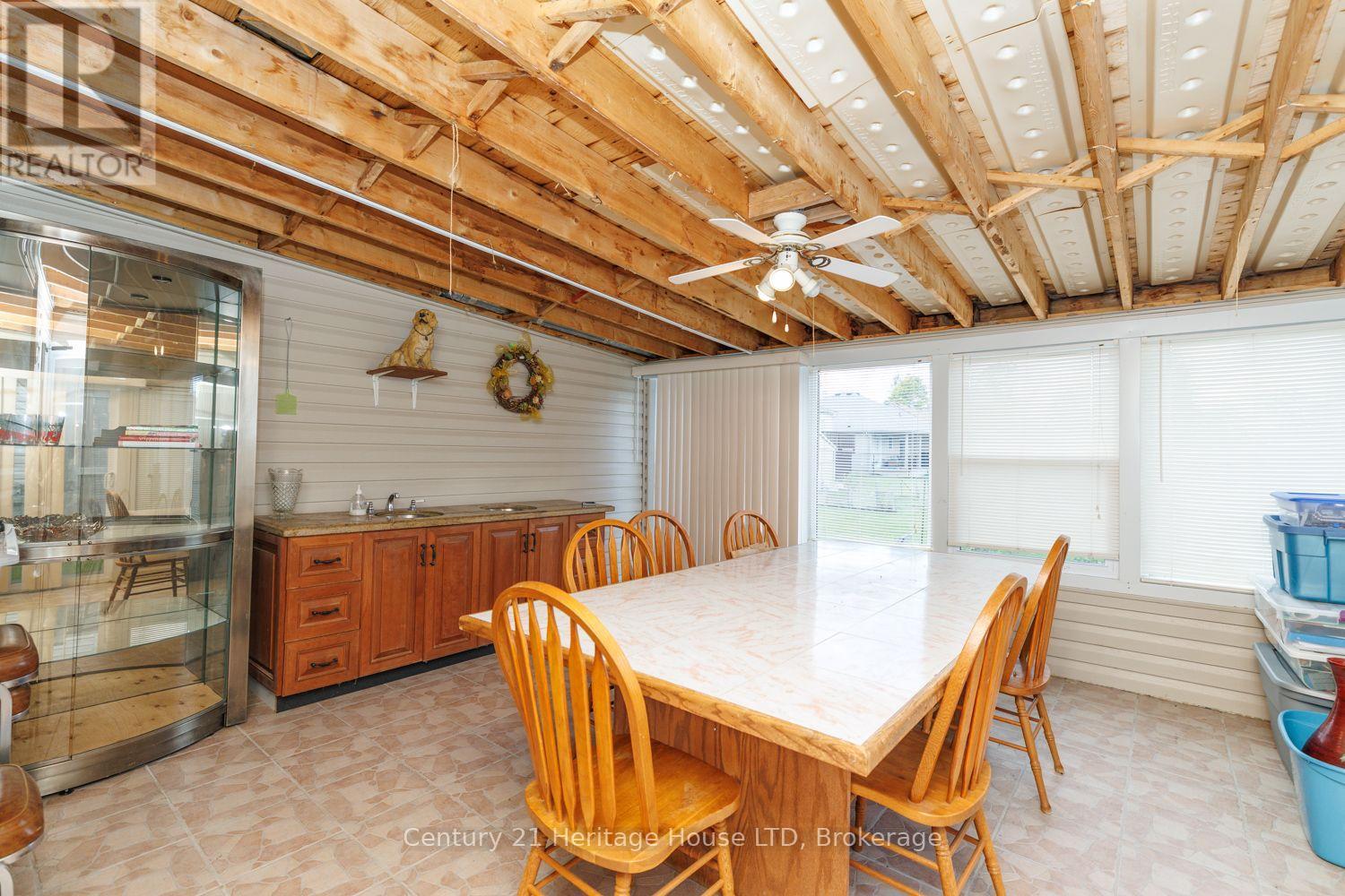 361 ANTOINETTE ROAD - 31