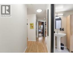 Living room - 306 1518 Pandora Ave, Victoria, BC V8R1A8 Photo 8