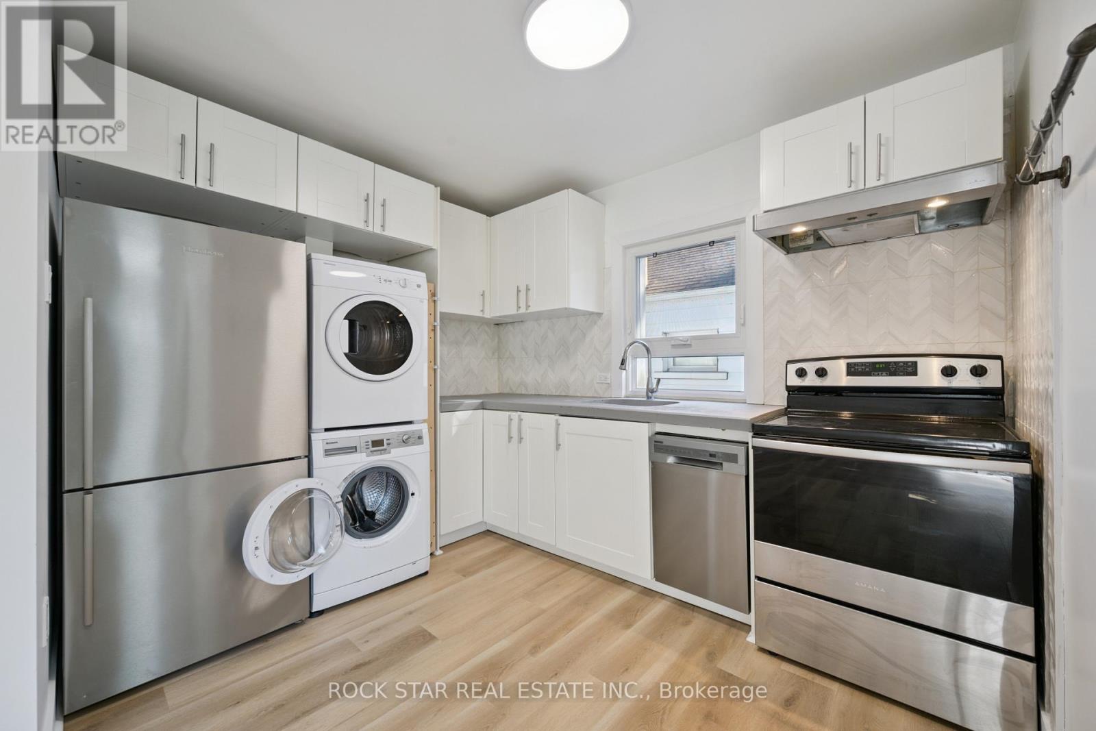 20 Braeburn Avenue, Toronto, ON photo 9