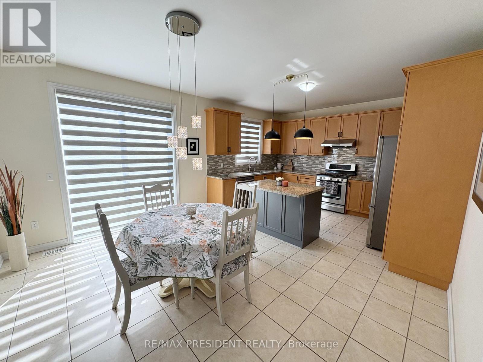 7 WELLPARK WAY - 12