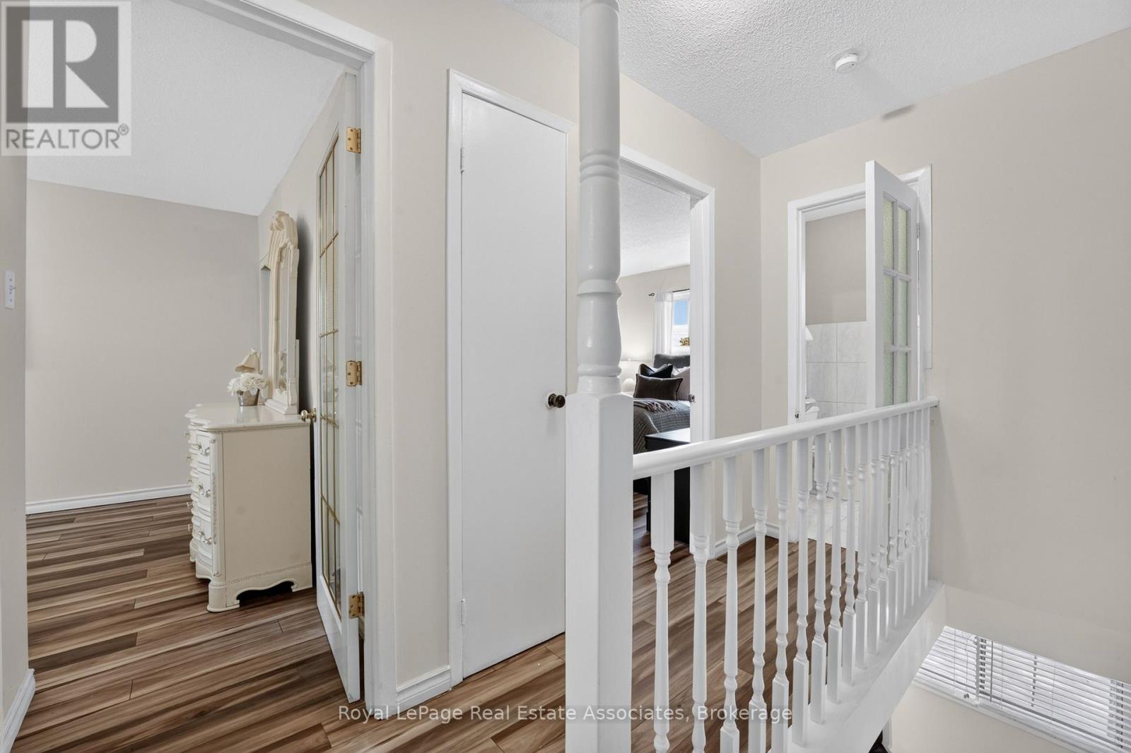 6 ELLERSLIE ROAD - 25