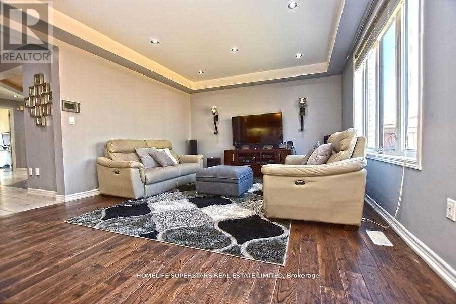 63 ENFORD CRESCENT - 8