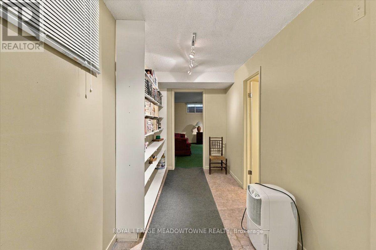137 ORCHARD DRIVE - 26