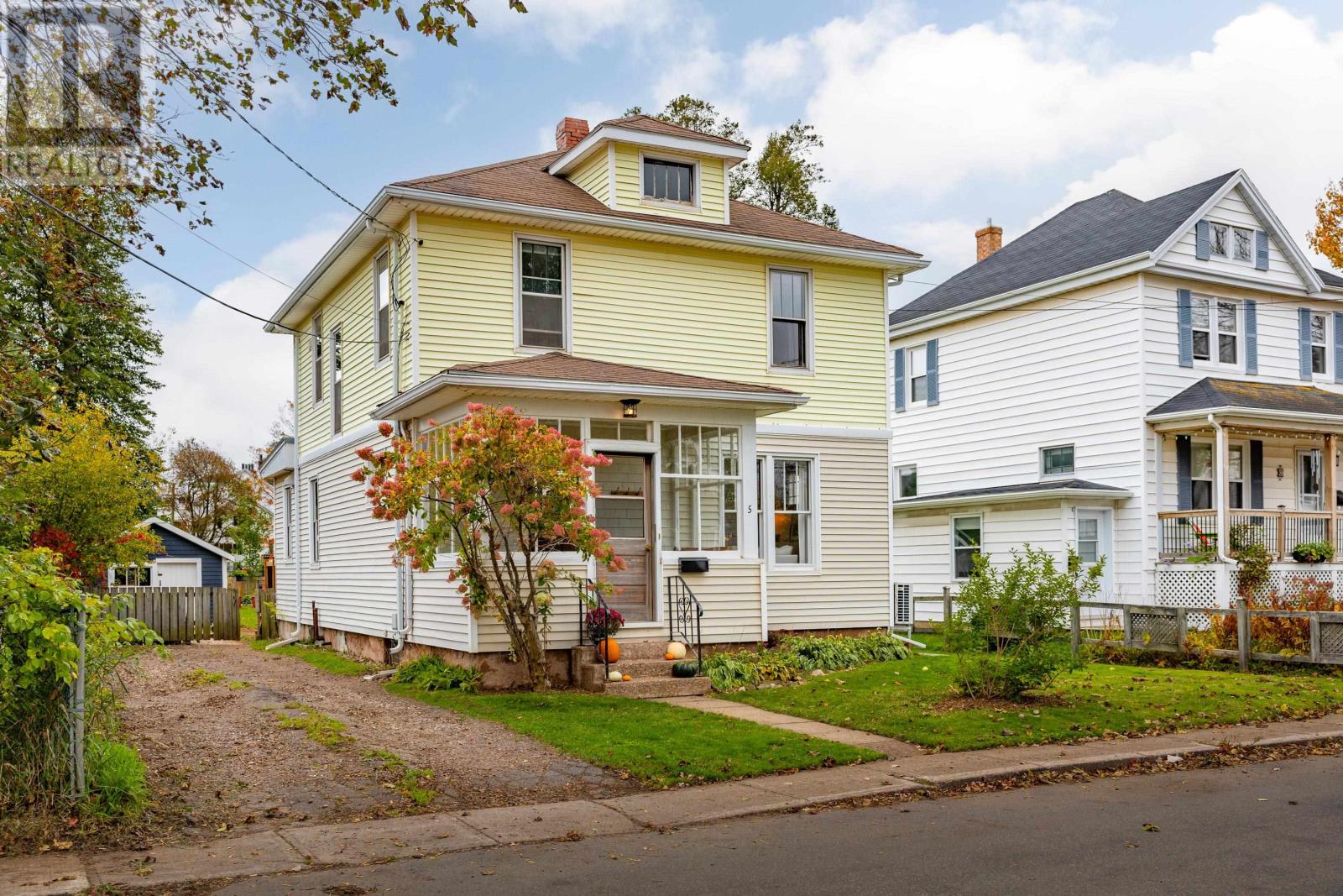 5 Lapthorne Avenue - 41