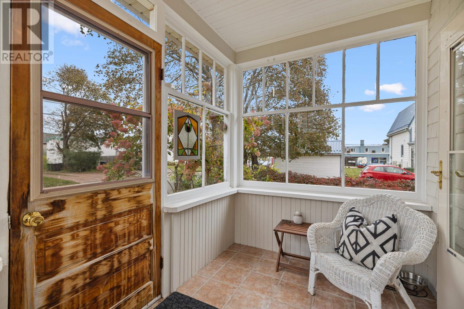 5 Lapthorne Avenue - 6