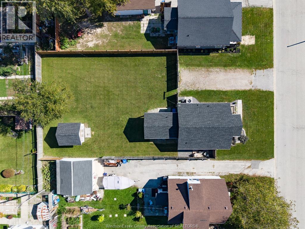 102 DUFF AVENUE - 15