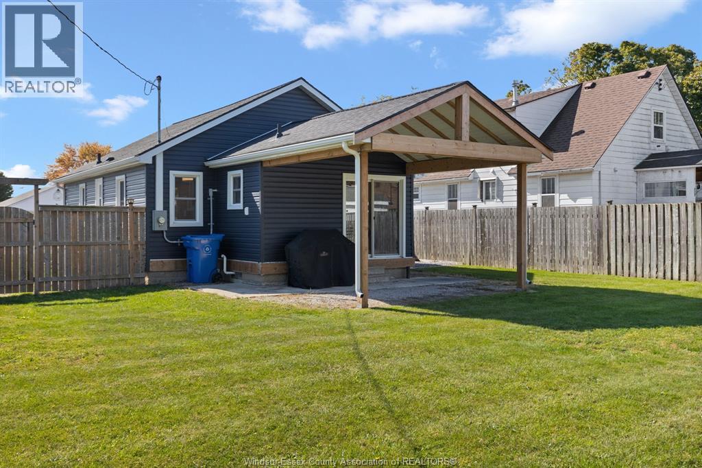 102 DUFF AVENUE - 16