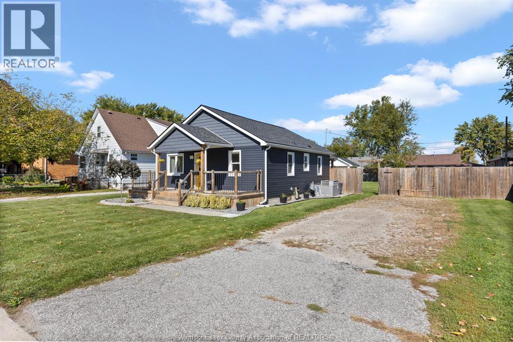 102 DUFF AVENUE - 2
