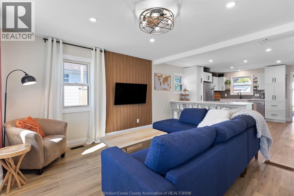 102 DUFF AVENUE - 4