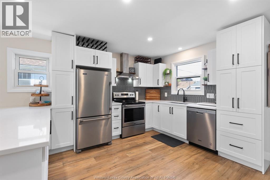 102 DUFF AVENUE - 9