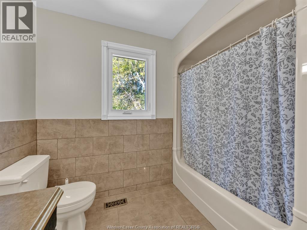 9 EVANS AVENUE - 22