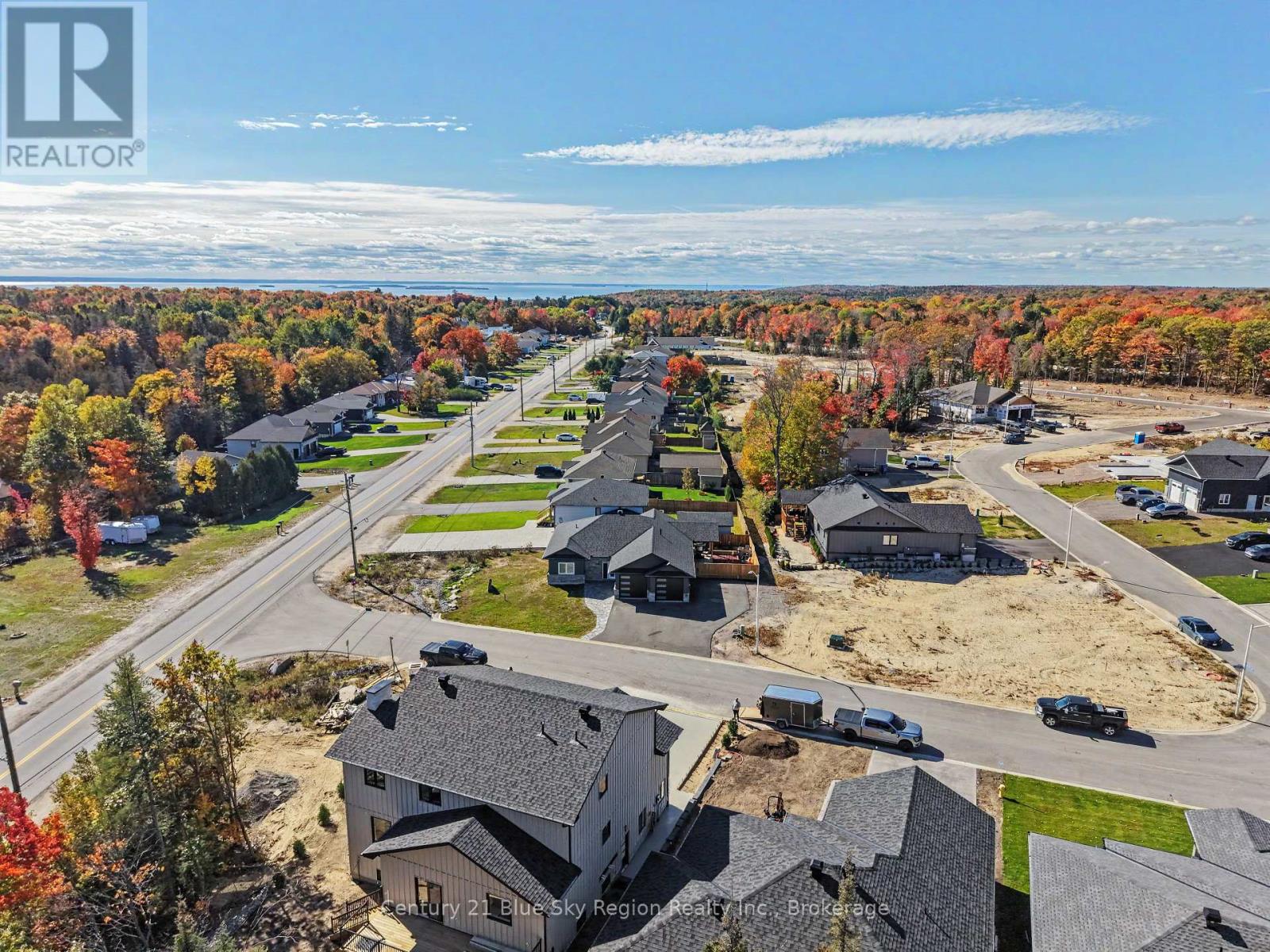 178 CARMICHAEL DRIVE - 35