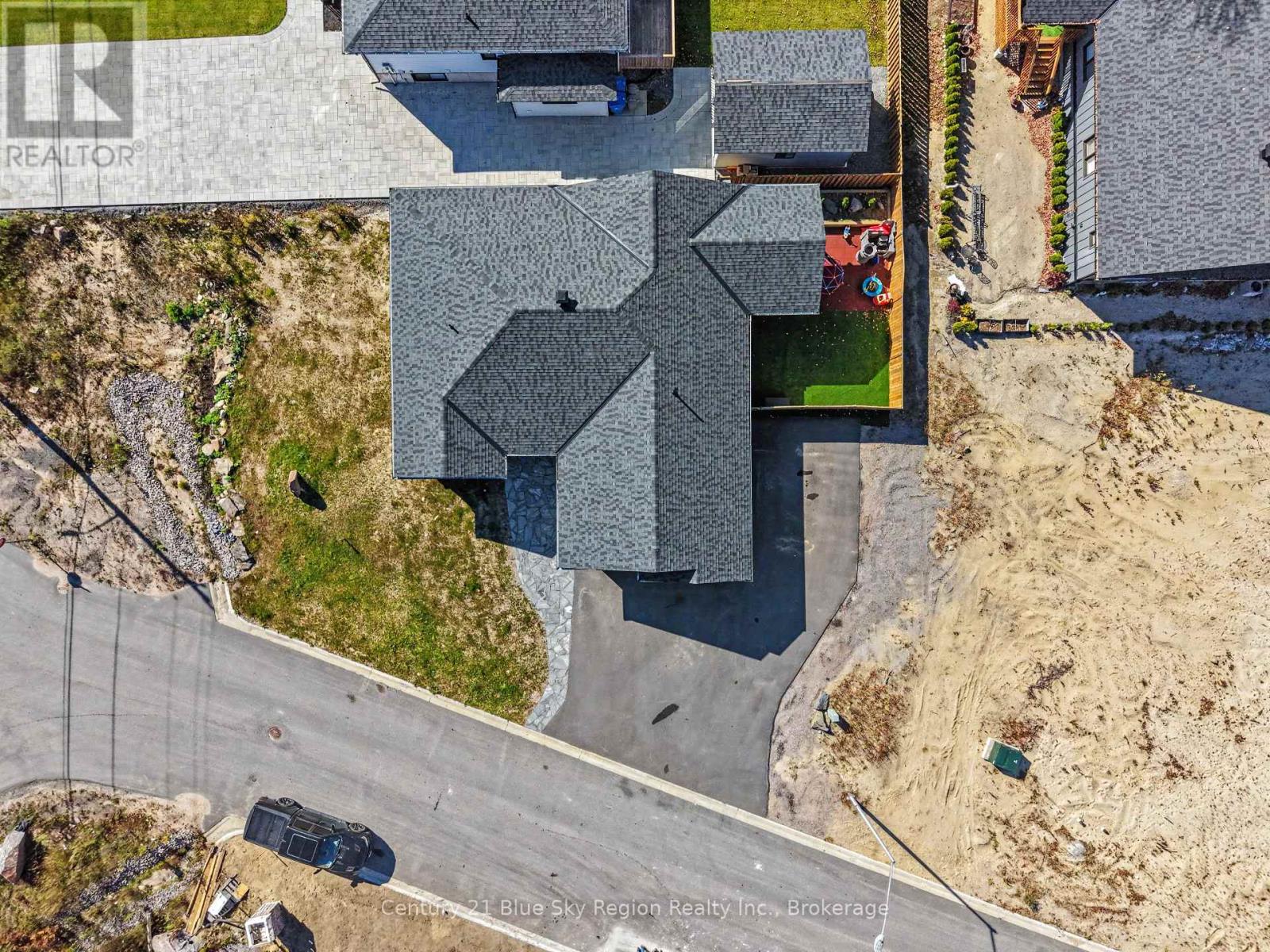 178 CARMICHAEL DRIVE - Image 40