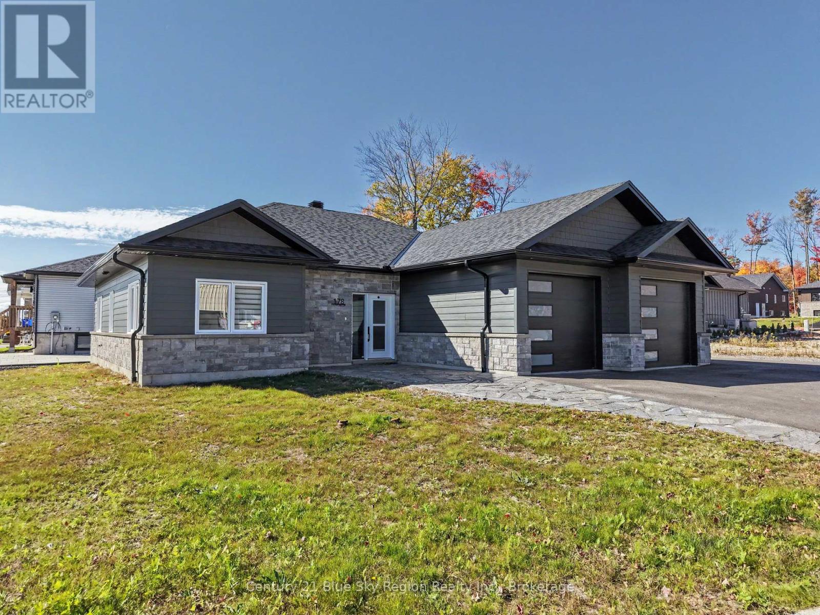 178 CARMICHAEL DRIVE - 2